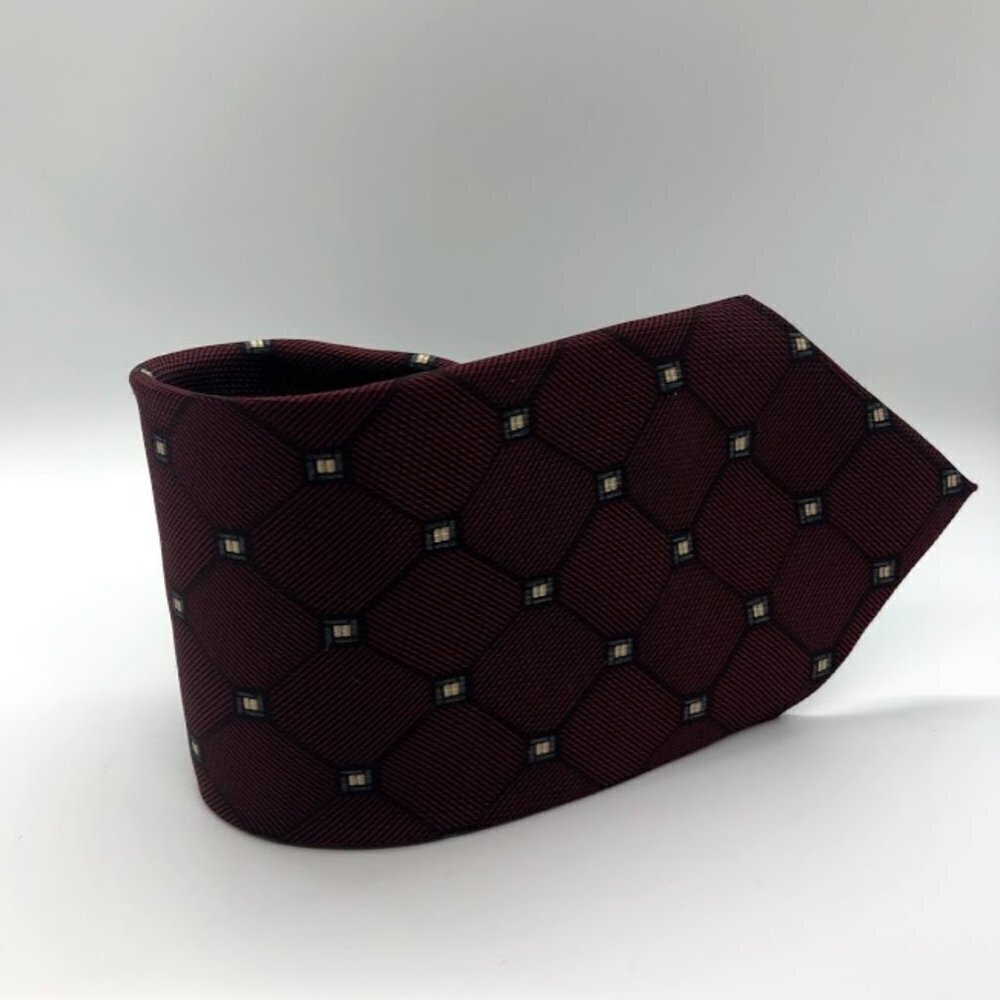 Nautica 100% Imported Silk Neck Tie Classic Design